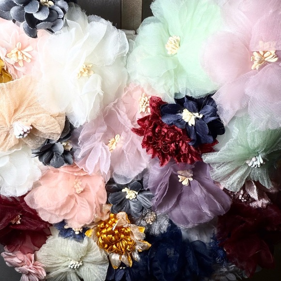 Ellacci Floral Embellished Bustier Top - Picture 3 of 7